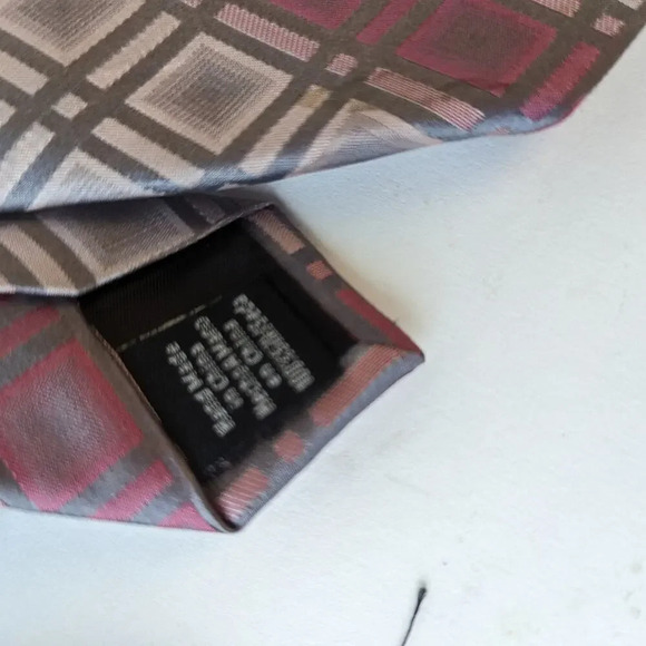 Bundle of  Red Ties - Picture 5 of 6